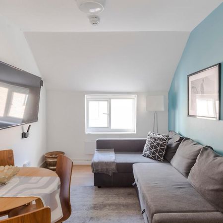 Wonderland - Fitzrovia - By Frankie Says Apartment London Bagian luar foto