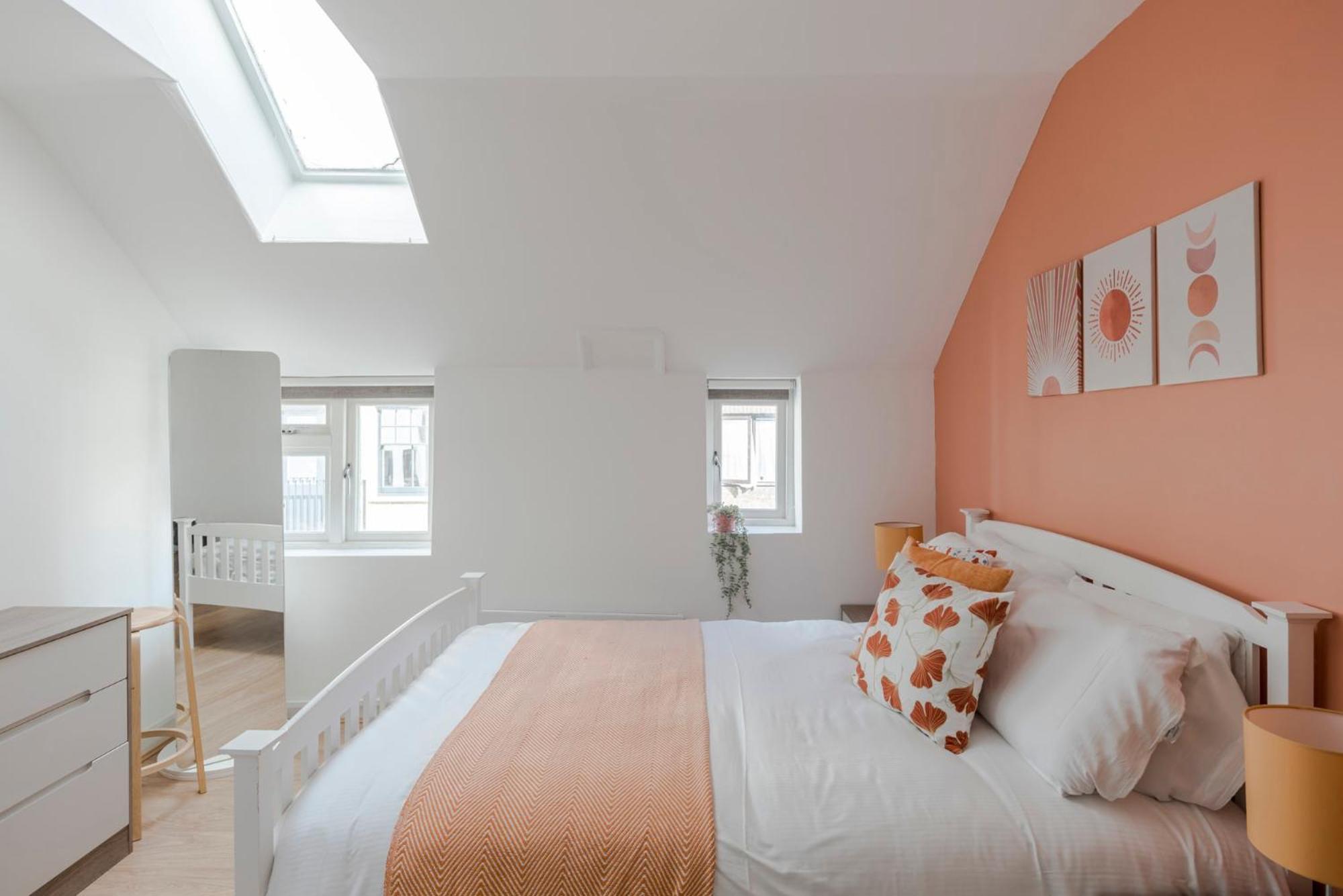 Wonderland - Fitzrovia - By Frankie Says Apartment London Bagian luar foto